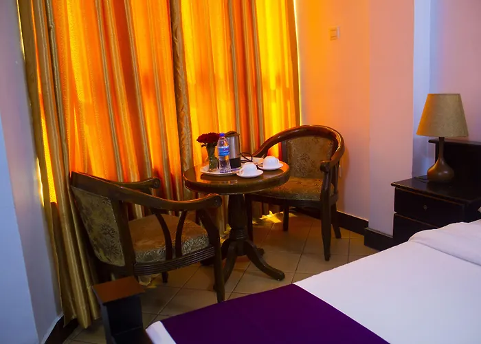 New Hotel Aquiline