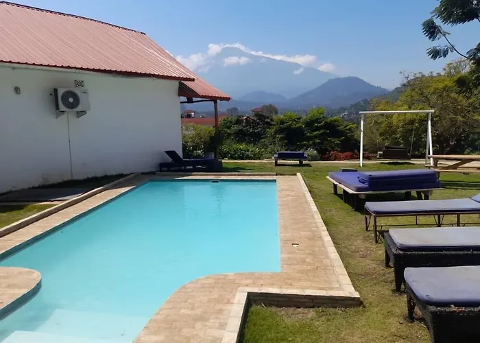 Boulevard Inn Mt Meru
